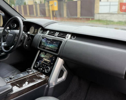 Чорний Ленд Ровер Рендж Ровер, об'ємом двигуна 5 л та пробігом 103 тис. км за 62000 $, фото 24 на Automoto.ua