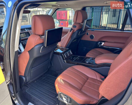 Чорний Ленд Ровер Рендж Ровер, об'ємом двигуна 4.37 л та пробігом 150 тис. км за 48888 $, фото 30 на Automoto.ua