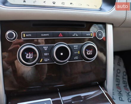 Черный Ленд Ровер Рендж Ровер, объемом двигателя 4.4 л и пробегом 109 тыс. км за 63900 $, фото 38 на Automoto.ua