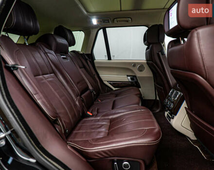 Чорний Ленд Ровер Рендж Ровер, об'ємом двигуна 4.4 л та пробігом 157 тис. км за 46153 $, фото 25 на Automoto.ua