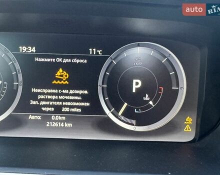 Чорний Ленд Ровер Рендж Ровер, об'ємом двигуна 3 л та пробігом 212 тис. км за 28000 $, фото 13 на Automoto.ua