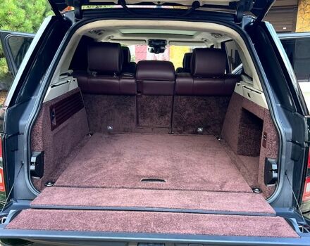 Черный Ленд Ровер Рендж Ровер, объемом двигателя 4.4 л и пробегом 186 тыс. км за 50000 $, фото 4 на Automoto.ua