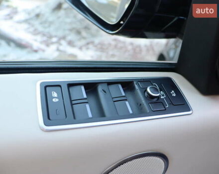 Черный Ленд Ровер Рендж Ровер, объемом двигателя 4.4 л и пробегом 109 тыс. км за 63900 $, фото 14 на Automoto.ua