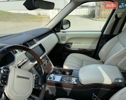 Чорний Ленд Ровер Рендж Ровер, об'ємом двигуна 4.37 л та пробігом 203 тис. км за 56500 $, фото 17 на Automoto.ua