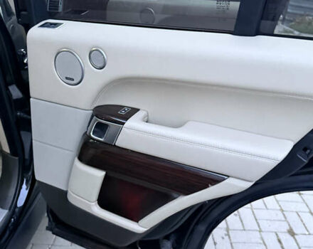 Черный Ленд Ровер Рендж Ровер, объемом двигателя 3 л и пробегом 136 тыс. км за 33000 $, фото 16 на Automoto.ua