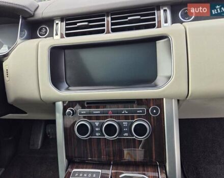 Черный Ленд Ровер Рендж Ровер, объемом двигателя 3 л и пробегом 161 тыс. км за 28000 $, фото 28 на Automoto.ua