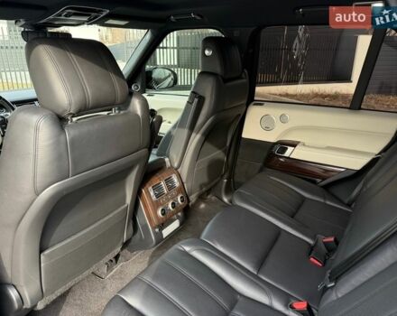 Чорний Ленд Ровер Рендж Ровер, об'ємом двигуна 2.99 л та пробігом 133 тис. км за 49000 $, фото 30 на Automoto.ua