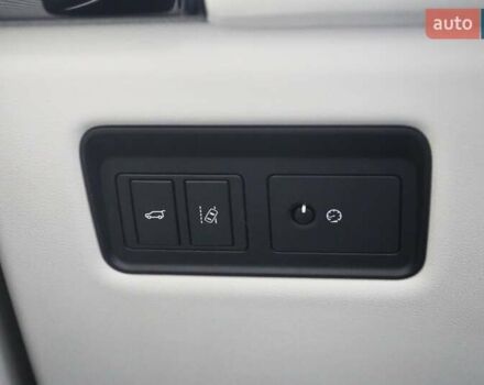 Чорний Ленд Ровер Рендж Ровер, об'ємом двигуна 5 л та пробігом 154 тис. км за 55000 $, фото 37 на Automoto.ua