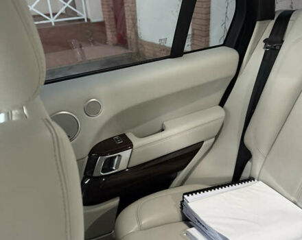 Черный Ленд Ровер Рендж Ровер, объемом двигателя 2.99 л и пробегом 197 тыс. км за 34500 $, фото 6 на Automoto.ua