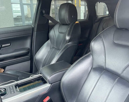 Чорний Ленд Ровер Рендж Ровер, об'ємом двигуна 2 л та пробігом 152 тис. км за 18500 $, фото 9 на Automoto.ua