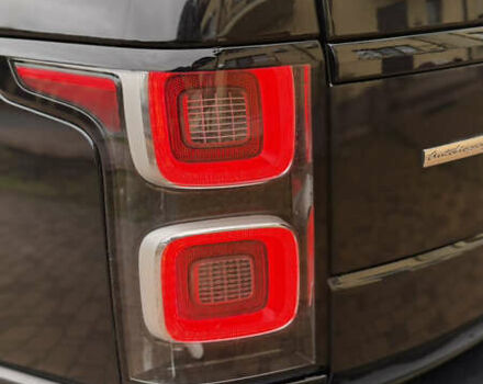 Чорний Ленд Ровер Рендж Ровер, об'ємом двигуна 5 л та пробігом 103 тис. км за 62000 $, фото 14 на Automoto.ua