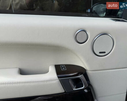 Черный Ленд Ровер Рендж Ровер, объемом двигателя 4.4 л и пробегом 108 тыс. км за 65000 $, фото 15 на Automoto.ua