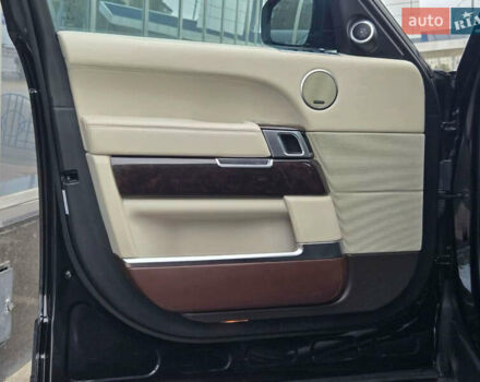 Чорний Ленд Ровер Рендж Ровер, об'ємом двигуна 4.4 л та пробігом 134 тис. км за 53999 $, фото 10 на Automoto.ua