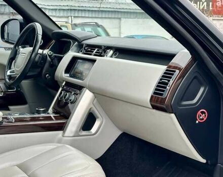 Чорний Ленд Ровер Рендж Ровер, об'ємом двигуна 3 л та пробігом 211 тис. км за 34999 $, фото 42 на Automoto.ua