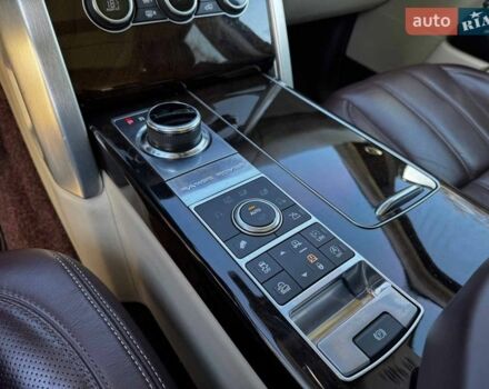 Чорний Ленд Ровер Рендж Ровер, об'ємом двигуна 4.4 л та пробігом 168 тис. км за 49840 $, фото 29 на Automoto.ua