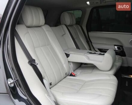 Чорний Ленд Ровер Рендж Ровер, об'ємом двигуна 5 л та пробігом 154 тис. км за 55000 $, фото 10 на Automoto.ua