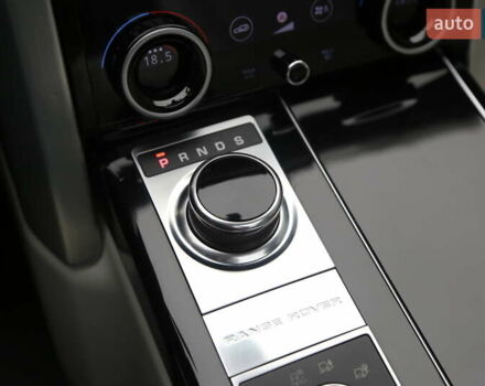 Чорний Ленд Ровер Рендж Ровер, об'ємом двигуна 5 л та пробігом 154 тис. км за 55000 $, фото 31 на Automoto.ua