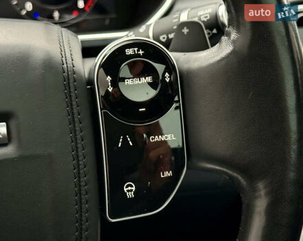 Чорний Ленд Ровер Рендж Ровер, об'ємом двигуна 5 л та пробігом 48 тис. км за 59900 $, фото 27 на Automoto.ua