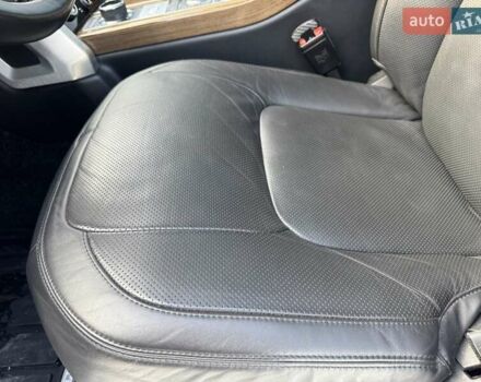 Чорний Ленд Ровер Рендж Ровер, об'ємом двигуна 5 л та пробігом 194 тис. км за 58000 $, фото 19 на Automoto.ua