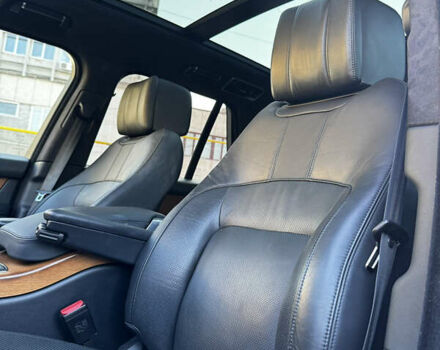 Чорний Ленд Ровер Рендж Ровер, об'ємом двигуна 2.99 л та пробігом 136 тис. км за 54999 $, фото 9 на Automoto.ua