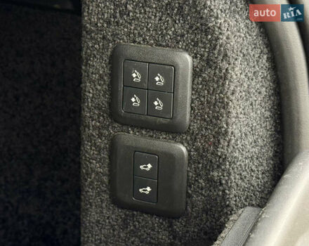 Чорний Ленд Ровер Рендж Ровер, об'ємом двигуна 5 л та пробігом 48 тис. км за 59900 $, фото 33 на Automoto.ua