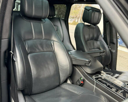 Чорний Ленд Ровер Рендж Ровер, об'ємом двигуна 4.37 л та пробігом 172 тис. км за 65500 $, фото 31 на Automoto.ua