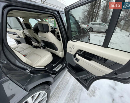 Чорний Ленд Ровер Рендж Ровер, об'ємом двигуна 5 л та пробігом 93 тис. км за 70000 $, фото 15 на Automoto.ua