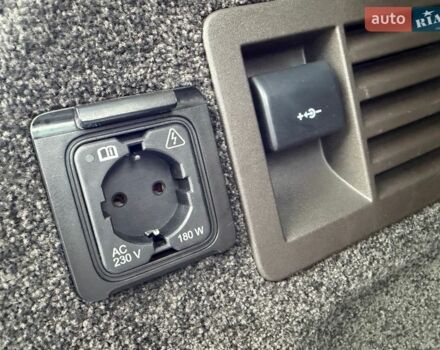 Черный Ленд Ровер Рендж Ровер, объемом двигателя 5 л и пробегом 161 тыс. км за 58500 $, фото 56 на Automoto.ua