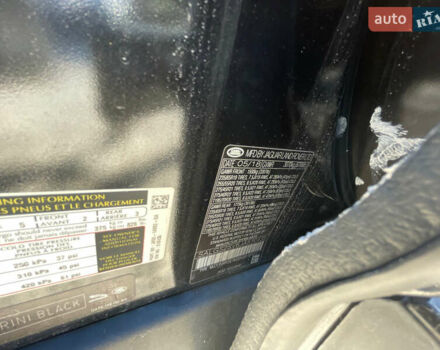 Чорний Ленд Ровер Рендж Ровер, об'ємом двигуна 3 л та пробігом 131 тис. км за 30000 $, фото 28 на Automoto.ua