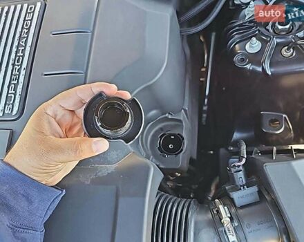 Черный Ленд Ровер Рендж Ровер, объемом двигателя 3 л и пробегом 158 тыс. км за 44444 $, фото 4 на Automoto.ua