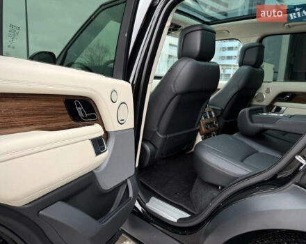 Чорний Ленд Ровер Рендж Ровер, об'ємом двигуна 2.99 л та пробігом 132 тис. км за 52900 $, фото 38 на Automoto.ua