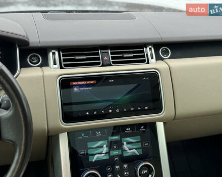 Чорний Ленд Ровер Рендж Ровер, об'ємом двигуна 3 л та пробігом 130 тис. км за 46500 $, фото 74 на Automoto.ua