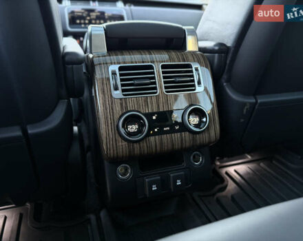 Чорний Ленд Ровер Рендж Ровер, об'ємом двигуна 2.99 л та пробігом 174 тис. км за 58900 $, фото 58 на Automoto.ua