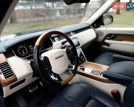 Черный Ленд Ровер Рендж Ровер, объемом двигателя 4.37 л и пробегом 81 тыс. км за 70000 $, фото 23 на Automoto.ua