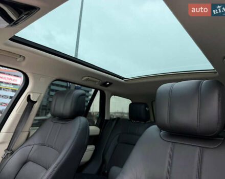 Чорний Ленд Ровер Рендж Ровер, об'ємом двигуна 2.99 л та пробігом 132 тис. км за 52900 $, фото 43 на Automoto.ua
