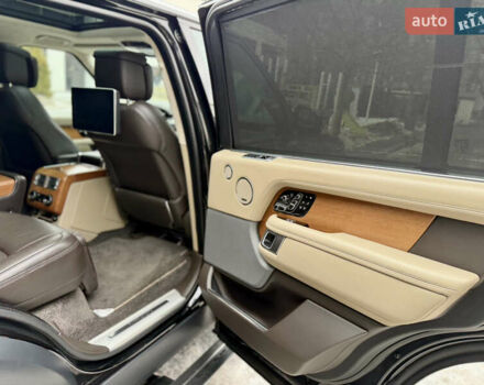 Черный Ленд Ровер Рендж Ровер, объемом двигателя 2.99 л и пробегом 200 тыс. км за 57000 $, фото 19 на Automoto.ua