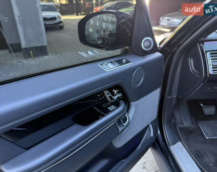 Черный Ленд Ровер Рендж Ровер, объемом двигателя 5 л и пробегом 95 тыс. км за 54000 $, фото 9 на Automoto.ua