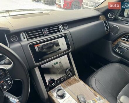 Чорний Ленд Ровер Рендж Ровер, об'ємом двигуна 5 л та пробігом 194 тис. км за 58000 $, фото 15 на Automoto.ua