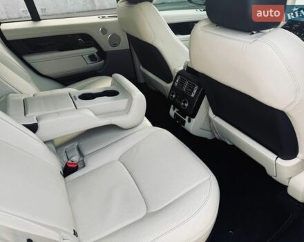 Черный Ленд Ровер Рендж Ровер, объемом двигателя 4.37 л и пробегом 90 тыс. км за 65000 $, фото 14 на Automoto.ua