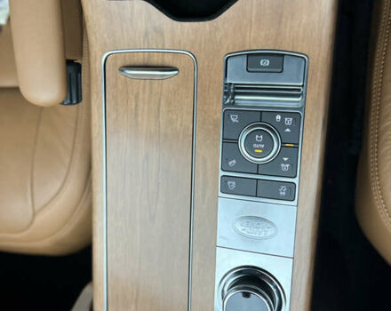 Черный Ленд Ровер Рендж Ровер, объемом двигателя 4.37 л и пробегом 90 тыс. км за 69000 $, фото 15 на Automoto.ua