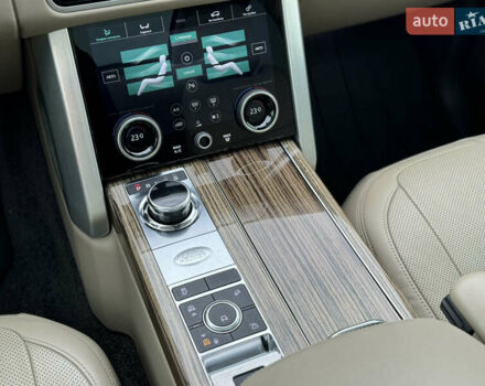 Чорний Ленд Ровер Рендж Ровер, об'ємом двигуна 3 л та пробігом 130 тис. км за 46500 $, фото 76 на Automoto.ua