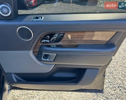 Чорний Ленд Ровер Рендж Ровер, об'ємом двигуна 5 л та пробігом 194 тис. км за 48900 $, фото 24 на Automoto.ua