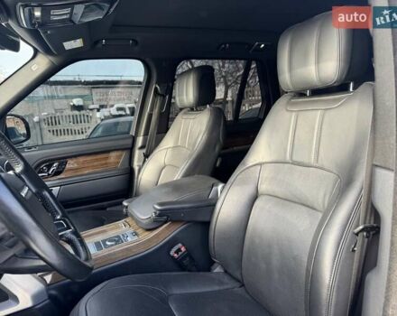 Чорний Ленд Ровер Рендж Ровер, об'ємом двигуна 5 л та пробігом 194 тис. км за 58000 $, фото 8 на Automoto.ua