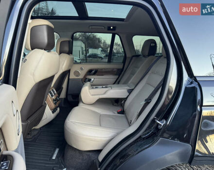 Черный Ленд Ровер Рендж Ровер, объемом двигателя 3 л и пробегом 136 тыс. км за 52000 $, фото 23 на Automoto.ua