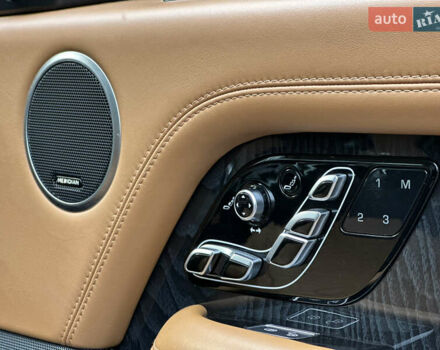 Черный Ленд Ровер Рендж Ровер, объемом двигателя 4.37 л и пробегом 260 тыс. км за 63000 $, фото 24 на Automoto.ua