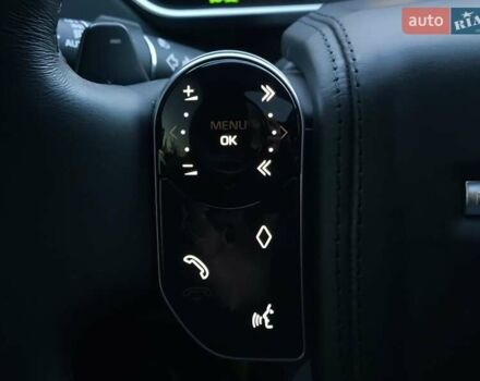 Чорний Ленд Ровер Рендж Ровер, об'ємом двигуна 2.99 л та пробігом 86 тис. км за 51500 $, фото 20 на Automoto.ua