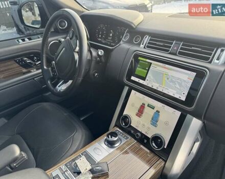 Чорний Ленд Ровер Рендж Ровер, об'ємом двигуна 5 л та пробігом 194 тис. км за 58000 $, фото 34 на Automoto.ua