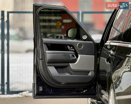 Чорний Ленд Ровер Рендж Ровер, об'ємом двигуна 5 л та пробігом 48 тис. км за 59900 $, фото 18 на Automoto.ua