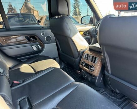 Чорний Ленд Ровер Рендж Ровер, об'ємом двигуна 5 л та пробігом 194 тис. км за 48900 $, фото 8 на Automoto.ua