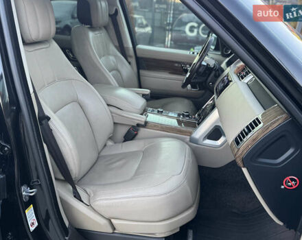 Черный Ленд Ровер Рендж Ровер, объемом двигателя 3 л и пробегом 136 тыс. км за 52000 $, фото 21 на Automoto.ua